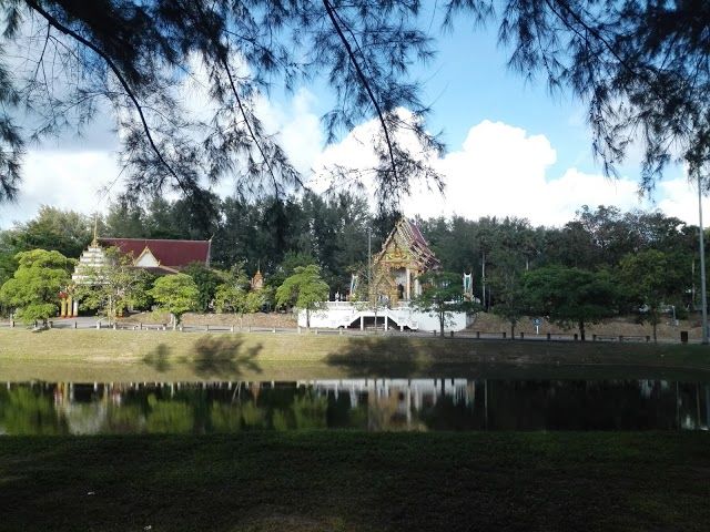 Rawai Chaloem Phra Kiat Park